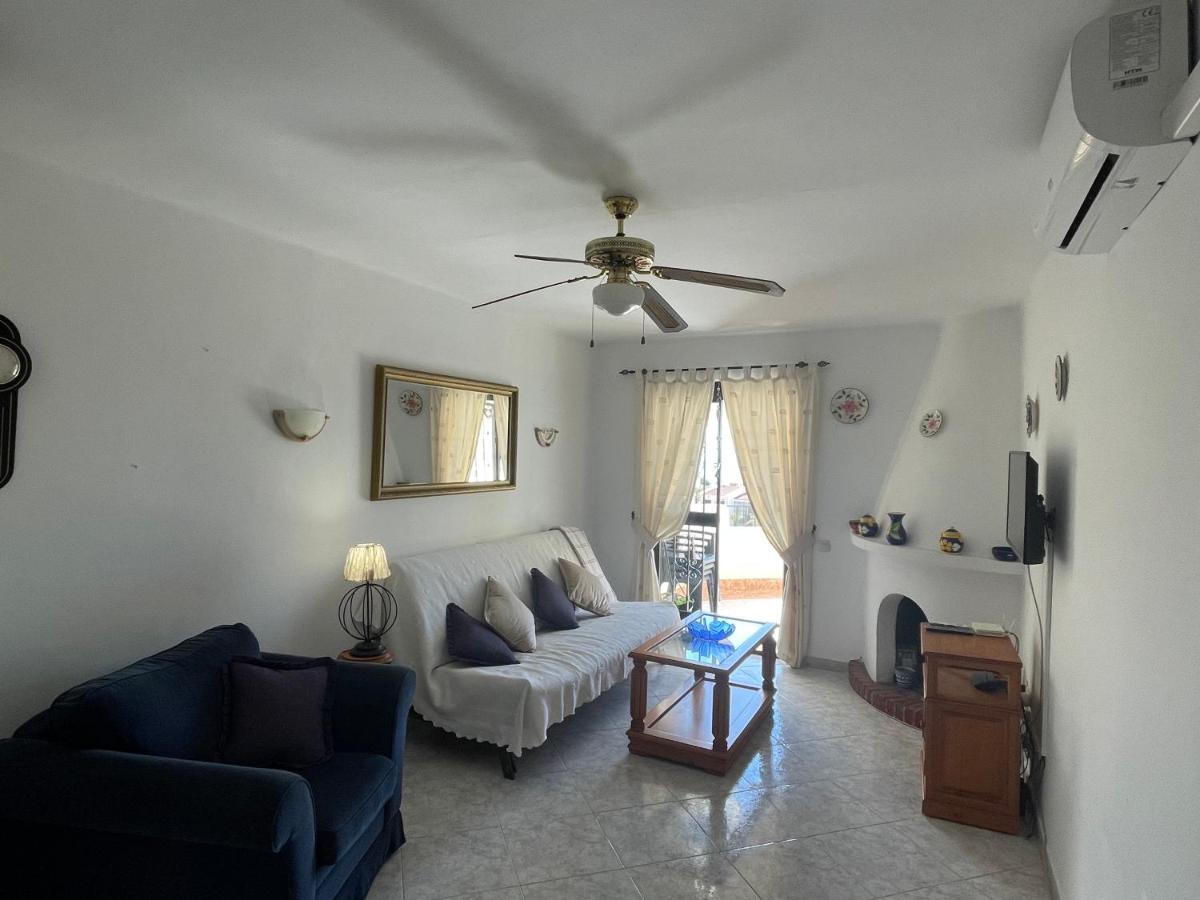 Apartment With Panoramic Views, San Juan De Capistrano, ネルハ 部屋 写真